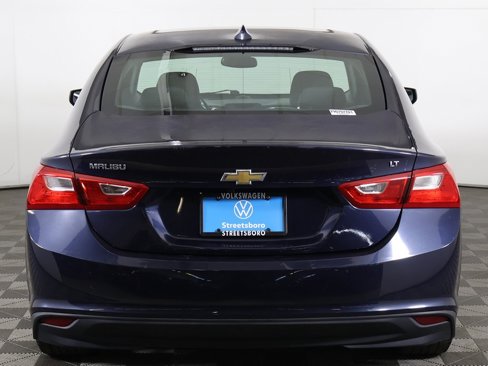 Used 2017 Chevrolet Malibu LT image 9