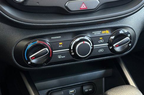 Used 2023 Kia Soul LX w/ LX Technology Package image 25