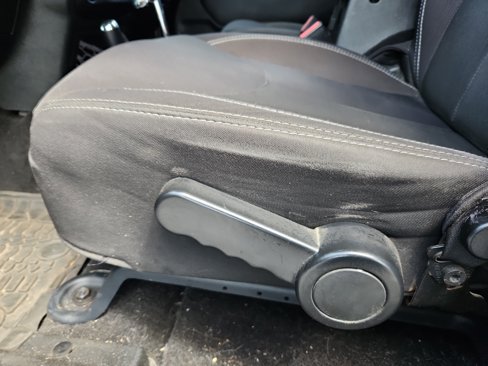 Used 2015 Jeep Wrangler Unlimited Sahara w/ Connectivity Group image 14
