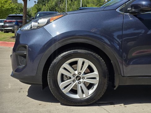 Used 2017 Kia Sportage LX image 11