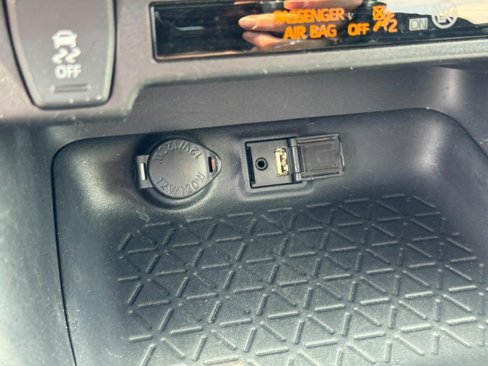 Used 2019 Toyota RAV4 LE image 21