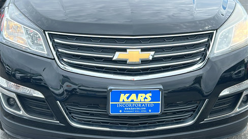 Used 2017 Chevrolet Traverse LT w/ Style and Technology Package image 4