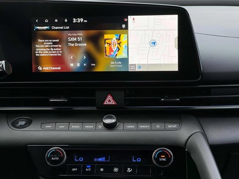 New 2025 Hyundai Elantra SEL image 12