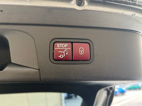 Used 2018 Mercedes-Benz GLC 300 image 10