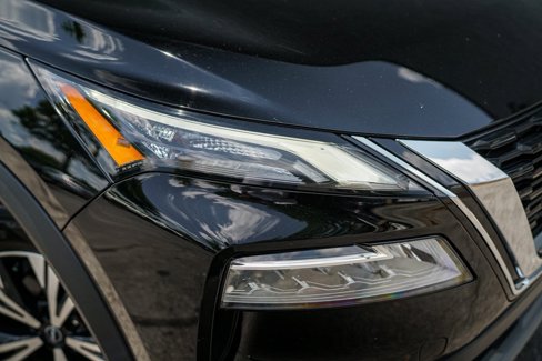 Used 2023 Nissan Rogue SV image 6