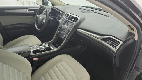 Used 2018 Ford Fusion S image 26