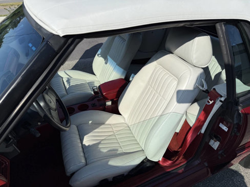Used 1988 Ford Mustang GT image 16