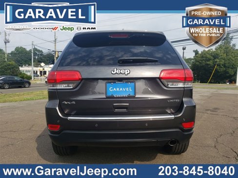 Used 2017 Jeep Grand Cherokee Limited image 16