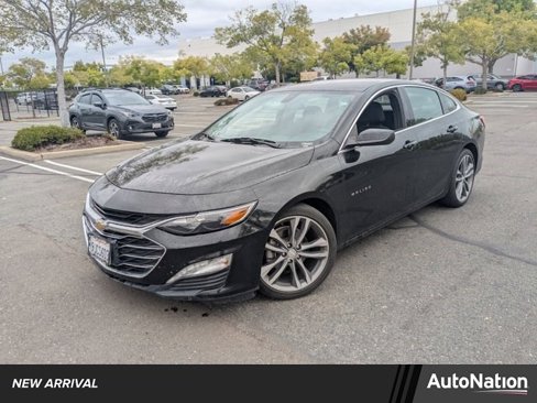 Used 2022 Chevrolet Malibu LT image 1