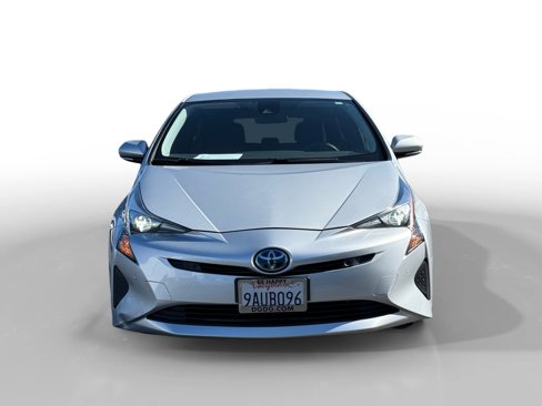 Used 2018 Toyota Prius Four image 8