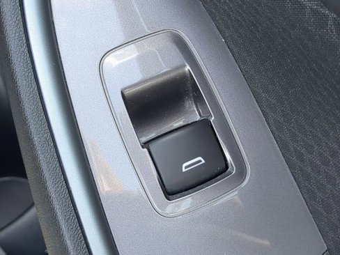 Used 2023 Chevrolet Malibu LT image 37