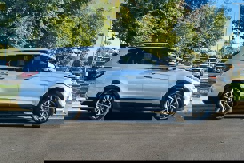 Used 2017 Hyundai Santa Fe SE w/ SE Premium Package 02 image 8