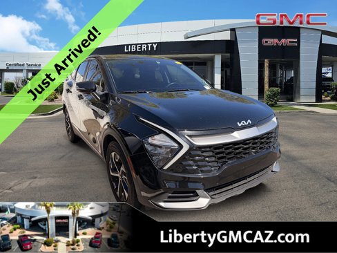 Used 2023 Kia Sportage EX image 1