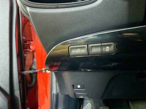 Used 2016 Toyota Prius Two image 14