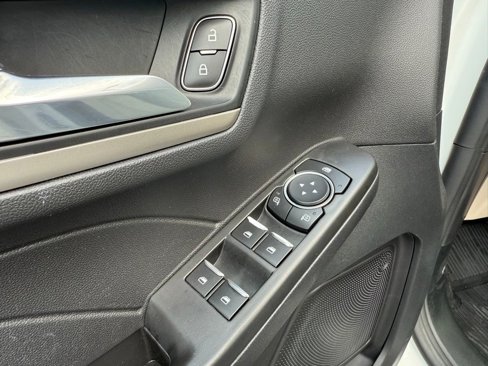 Used 2022 Ford Escape SEL image 13