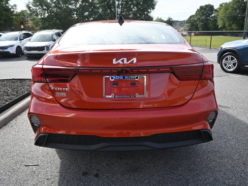 Used 2022 Kia Forte LXS w/ LXS Technology Package image 6