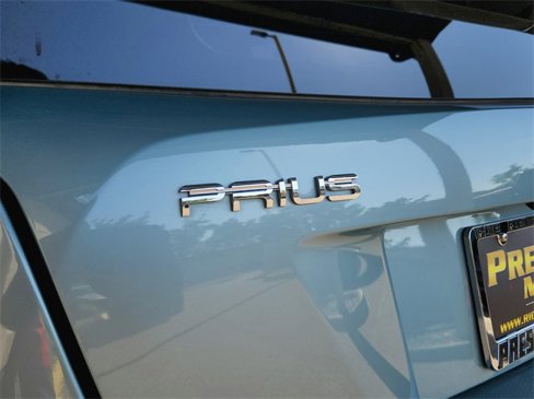 Used 2016 Toyota Prius Three image 13