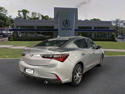 Used 2022 Acura ILX w/ Premium Package image 3