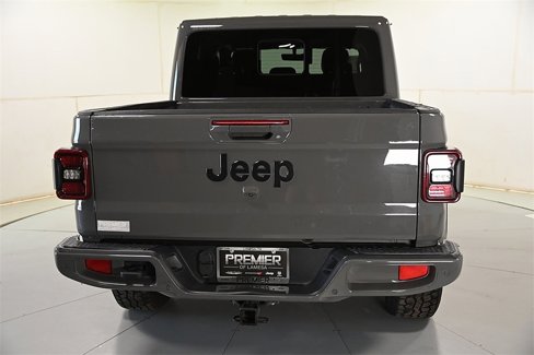 Used 2023 Jeep Gladiator Overland image 7