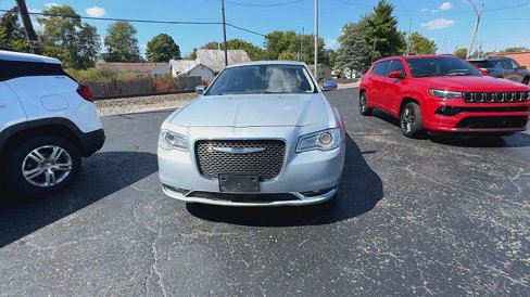 Used 2019 Chrysler 300 Limited image 9