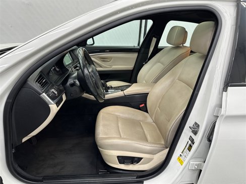 Used 2013 BMW 528i Sedan image 9