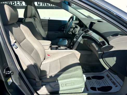 Used 2010 Acura RL image 22