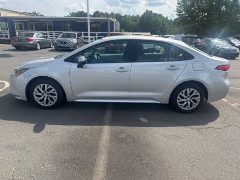 Used 2023 Toyota Corolla LE image 6
