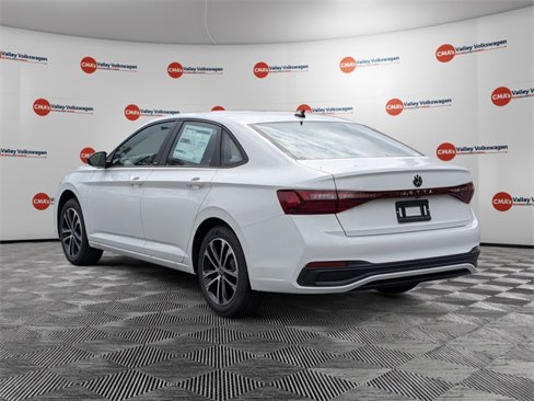 New 2025 Volkswagen Jetta Sport image 7