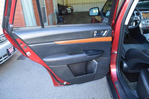 Used 2013 Subaru Outback 2.5i Limited image 54