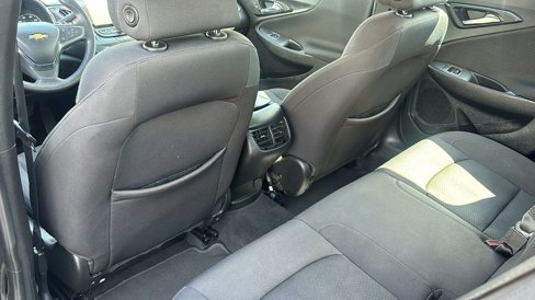 Used 2021 Chevrolet Malibu LT image 30
