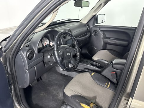 Used 2004 Jeep Liberty Sport w/ PWR Convenience Group image 16