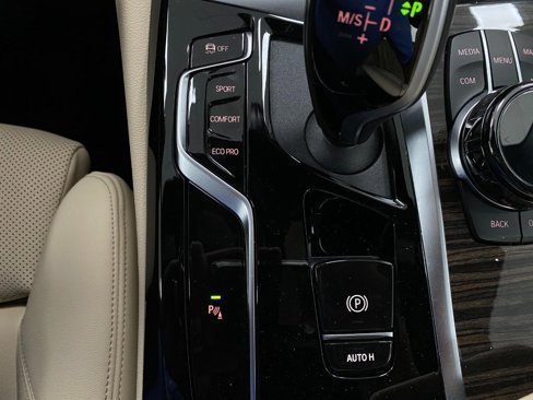 Certified 2023 BMW 540i xDrive w/ Executive Package image 29