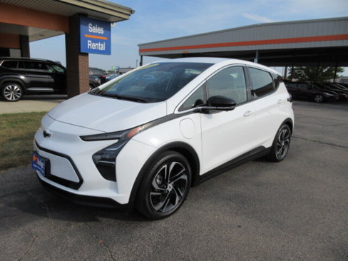 Used 2023 Chevrolet Bolt LT w/ Infotainment Package image 36
