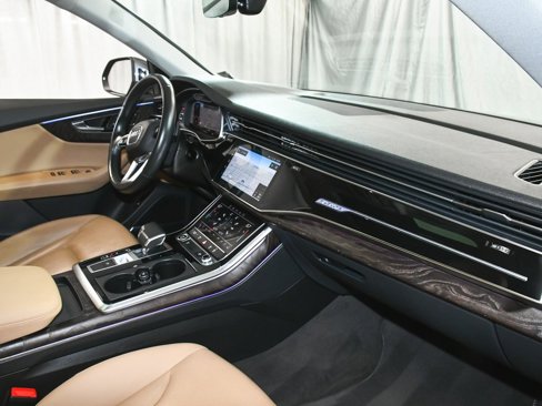 Used 2021 Audi Q8 Premium Plus w/ Premium Plus Package image 76