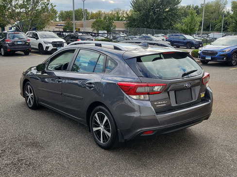 Used 2022 Subaru Impreza 2.0i Premium image 4
