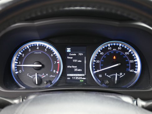 Used 2019 Toyota Highlander XLE image 5