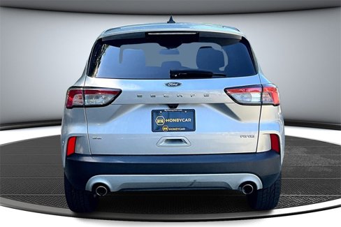 Used 2020 Ford Escape SE image 5