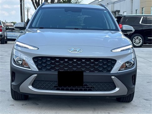 Used 2023 Hyundai Kona SEL image 6