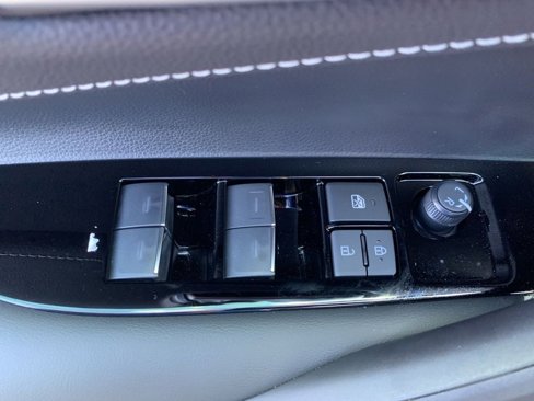 New 2025 Toyota Corolla SE image 12