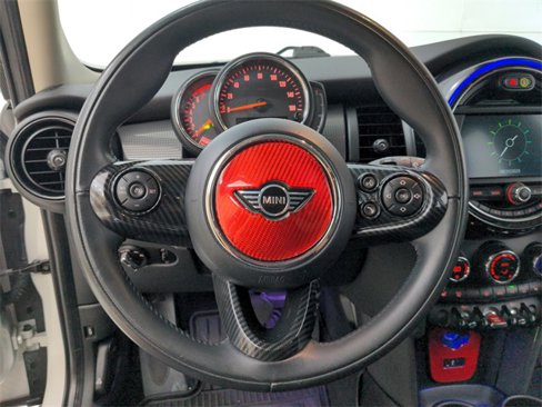 Used 2020 MINI Cooper 4-Door Hardtop w/ Storage Package image 29