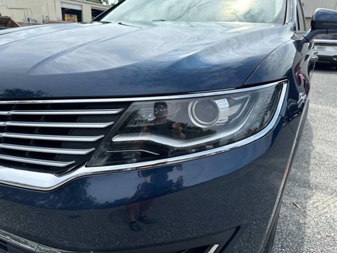 Used 2017 Lincoln MKX Reserve image 9
