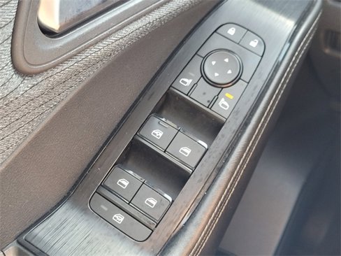 Used 2023 Nissan Rogue SV image 26