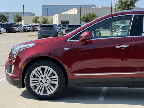 Used 2018 Cadillac XT5 Premium Luxury image 5