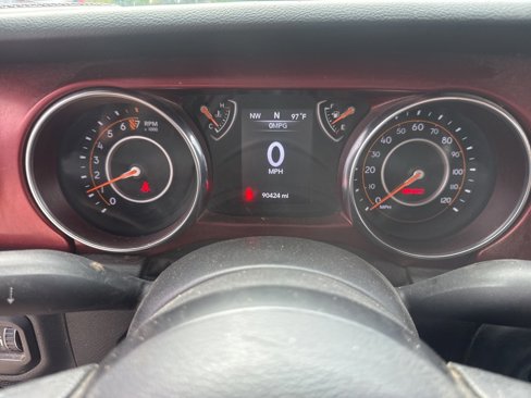 Used 2021 Jeep Wrangler Sport image 27