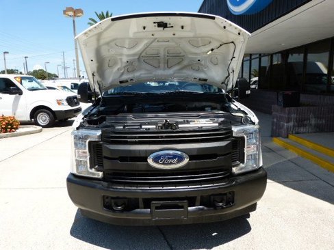 Used 2019 Ford F350 XL w/ Power Equipment Group image 8