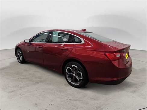 Used 2024 Chevrolet Malibu LT image 3
