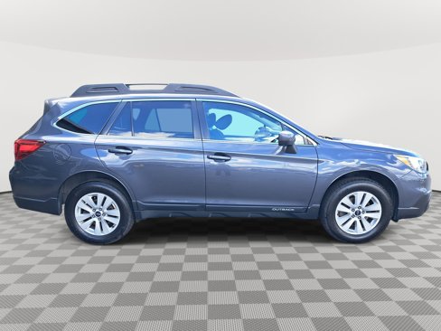Used 2015 Subaru Outback 2.5i Premium image 5