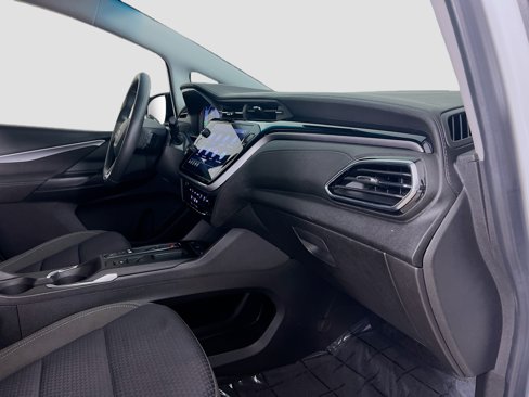 Used 2022 Chevrolet Bolt LT image 28