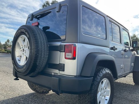 Used 2018 Jeep Wrangler Unlimited Sport S image 77
