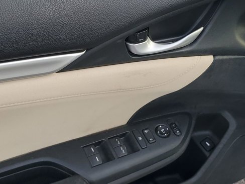 Used 2016 Honda Civic EX-T image 40